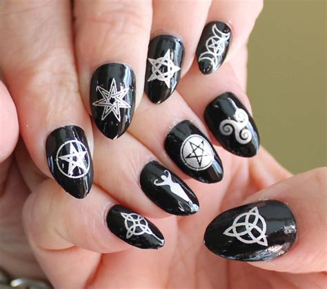Enchanting Nail Designs: Witchcraft-inspired Art in Indianapolis
